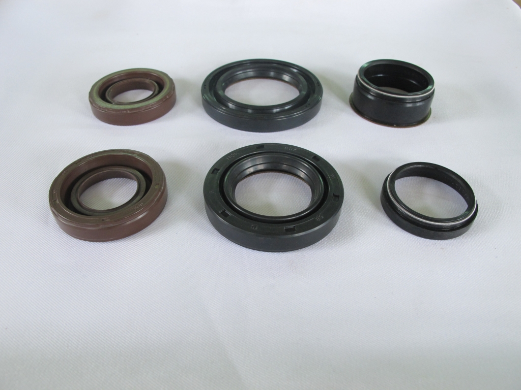 OIL SEAL