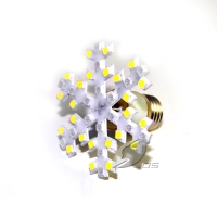 E27 snowflake-shaped LED light bulb