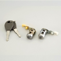 RH & LH Door Lock W/Key