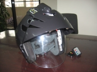 The third-generation Touch Control Wiper Helmet.