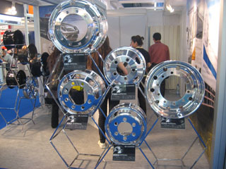 Alex Aerospace has developed a wide range of forged truck and bus wheels.
