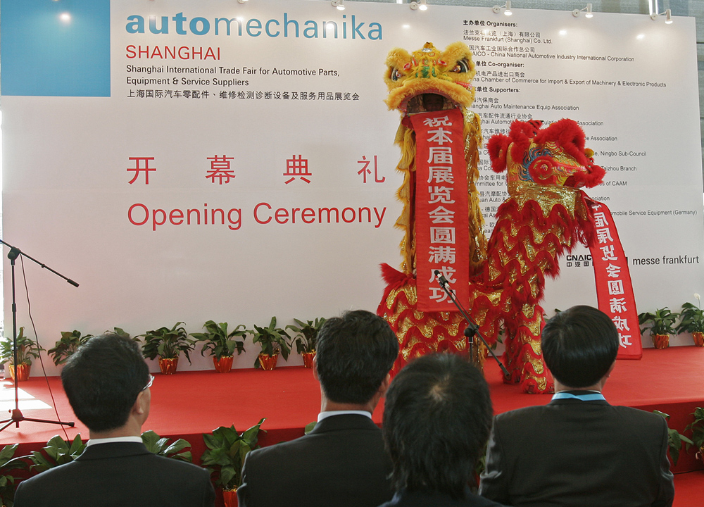 Automechanika Shanghai 2008 will auspiciously remind visitors that they are in China with a lion dance at the opening ceremony.