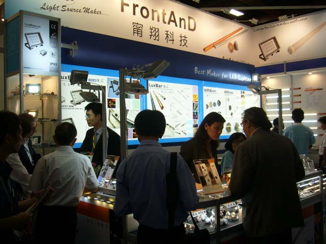 FrontAnD`s LED lamps.