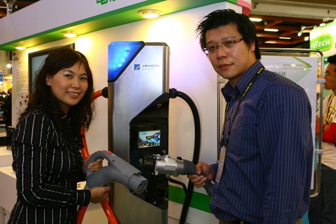 ITRI`s EV charging system, showcased at EV Taiwan 2011, has passed the GB standard of China and CHAdeMO certification of Japan.