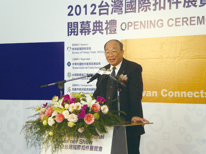 TAITRA Secretary-General Chao Yung-chuan said that nearly 300 procurement meetings happened during TIFS 2012 where heavyweight buyers spoke face-to-face with Taiwanese makers.