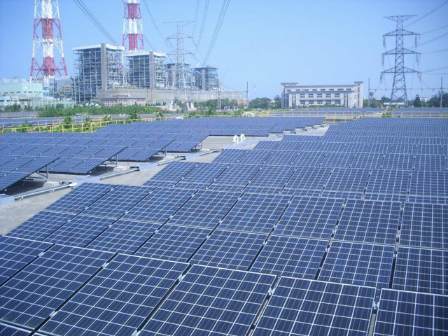 Taiwan’s government is offering loans to encourage PV-equipment makers to install solar-power plants, such as the one pictured, overseas.(photo courtesy of Motech)