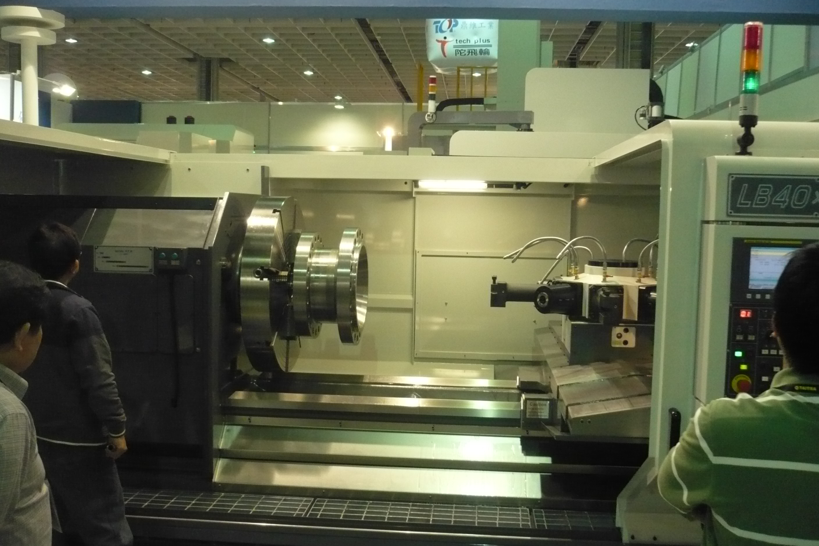 Taiwan’s machine tool exports declined by an estimated 16.5% in 2013.
