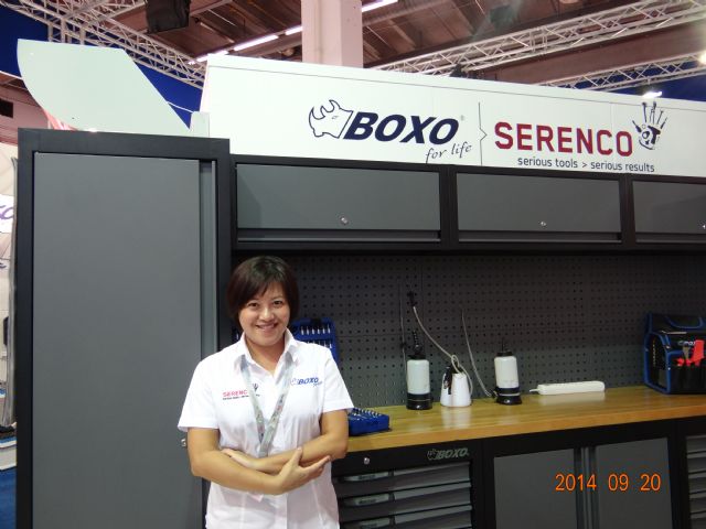 Machan marketing manager Jessy Chang, is upbeat after the positive results of the company's BOXO lineup display with the Netherlands-based Serenco.