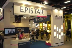 Epistar foresees upbeat sales in 2015.