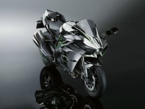 The Kawasaki Ninja H2 is powered with a supercharged engine first-seen on a production motorcycle model. (Photo from Kawasaki)