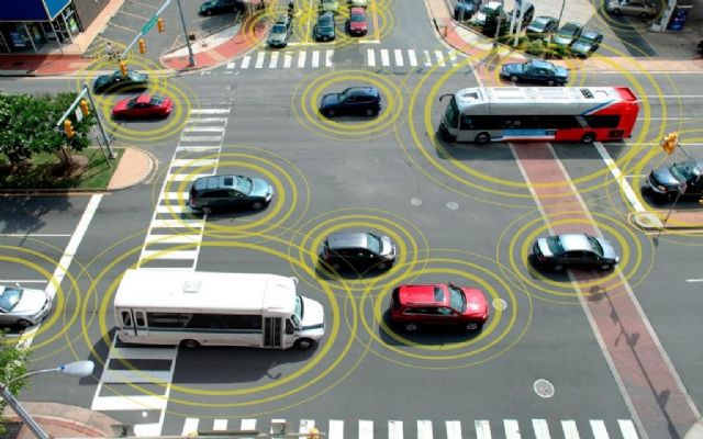 Gartner forecasts that in 2015, the automotive segment will see the highest growth of 96 percent, among others in Internet of Things (IoT) applications. (photo from Internet)