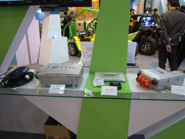 ITRI showcased a 50kW EV motor controller, the first such device developed and made in Taiwan (4945)