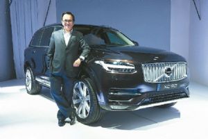 L.J. Chen, president of Volvo Car Taiwan, introduces the new Volvo XC90 LSUV in Taiwan as he announces Volvo's US$100 million investment project to expand local sales. (photo from UDN) 