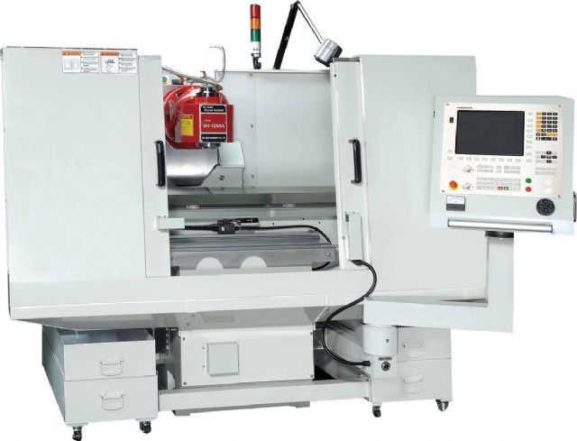 A bed-type milling machine from Ho Chun.