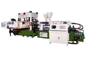 The two-color rotary type rain boots automatic injection molding machine developed by Kou Yi