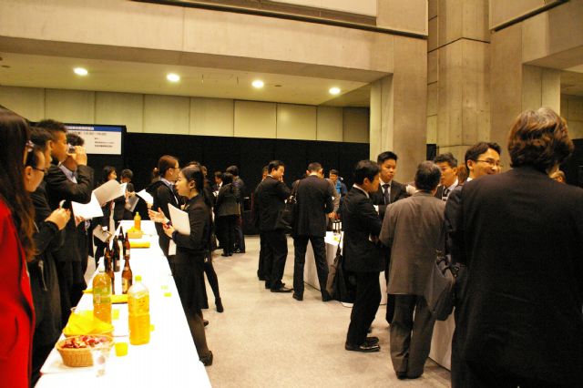 The International Business Networking Party facilitates exchange and business matchmaking among domestic buyers and foreign suppliers (photo courtesy of show organizer).
