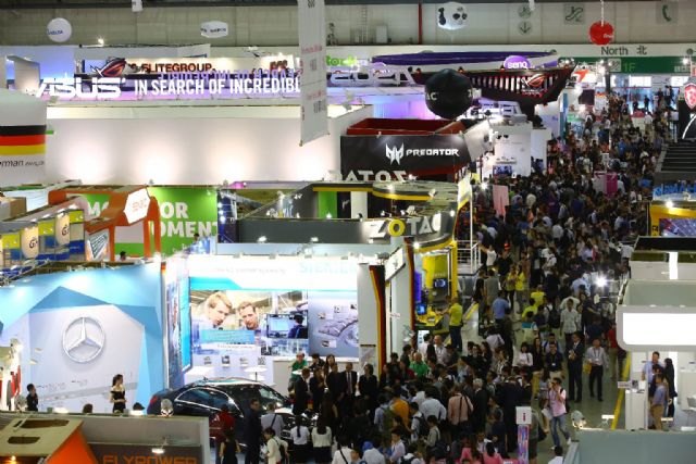 Over 40,000 industry professionals and visitors from 177 different countries of the world were present at COMPUTEX 2016 during its five-day run(photo courtesy of TAITRA).