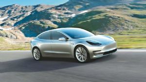 Strong pre-orders for Tesla's Model 3 electric sports sedan drive Taiwan's Hota to seek a location in the U.S. to build new capacity for the customer (photo courtesy of UDN.com). 