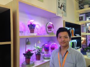 Kevin Chen, Home Resource's product management coordinator, introduced the LED Growth Lights series at HKTDC Hong Kong International Lighting Fair Autumn Edition 2016.