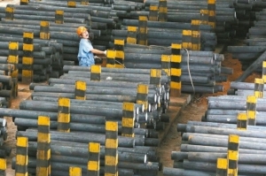歐盟執委會27日決定對進口自中國和台灣的焊接不鏽鋼管配件課徵確定反傾銷稅，對台灣進口品課最高12.1%稅率。 路透