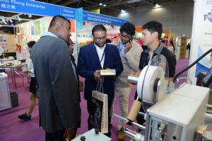 Hong Kong International Printing & Packaging Fair has earned a high reputation among global buyers as an effective, one-stop business platform for such industries (photo courtesy of HKTDC).
