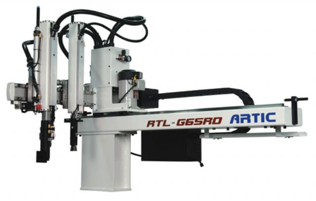 Artic Automation's 1-stage Traverse Robot Arm.