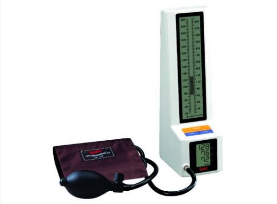 精神牌液晶顯示電子血壓針 圖/精國醫療器材有限公司提供