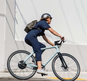 Gogoro Unveils Electric Bike with Innovative New Smartwheel</h2>