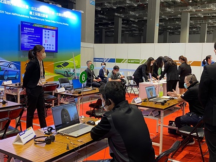 1-on-1 Virtual Procurement Sessions on Day 1 of Taipei AMPA, removing restrictions on location and time for local and global buyers to get in touch. (Photo taken by Lin Yu-shuan)
