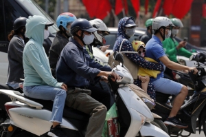 越南近期新冠疫情升温。图档来源：欧新社