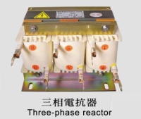 Three-phase reactor