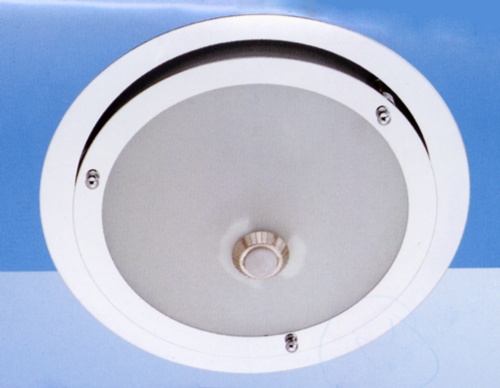 Ceiling lamp with sensor