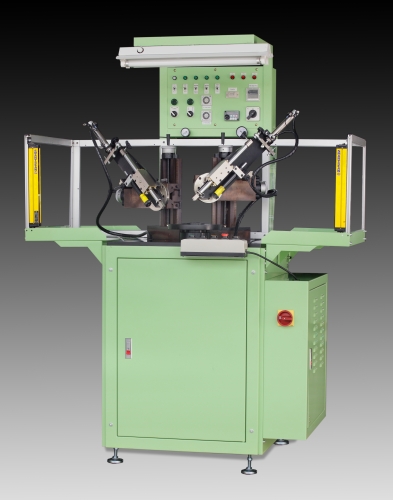 Vacuum type rubber parts trimming machine