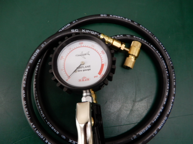 Dial Type Tire Gauge