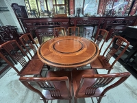 Round Mahogany Dining Room Ensemble