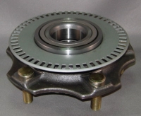 Suzuki Wheel Hub & Bearing w/ABS