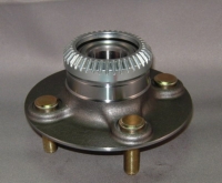 NISSAN WHEEL HUB