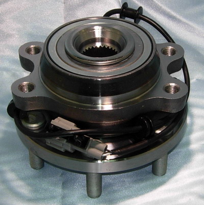 NISSAN WHEEL HUB