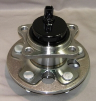 TOYOTA WHEEL HUB