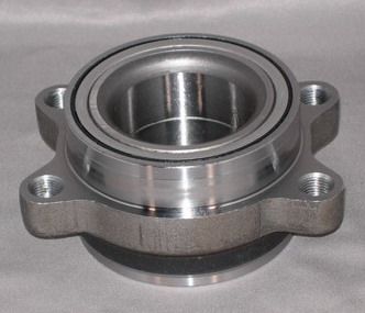 NISSAN WHEEL HUB