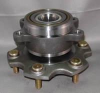 MITSUBISHI WHEEL HUB