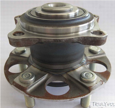 MITSUBISHI WHEEL HUB