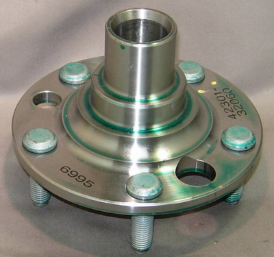 TOYOTA WHEEL HUB