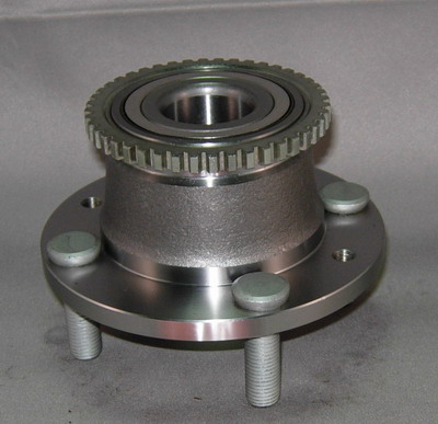 MAZDA WHEEL HUB