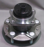 MAZDA WHEEL HUB