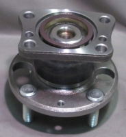 MAZDA WHEEL HUB