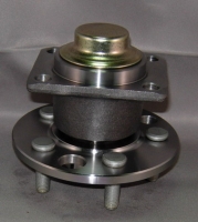 G.M WHEEL HUB