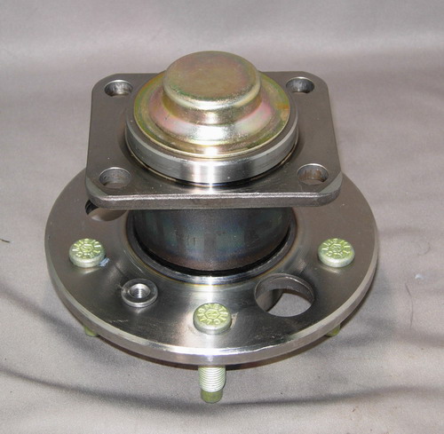 G.M WHEEL HUB