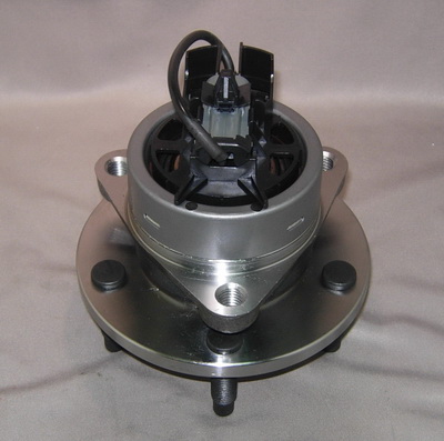 G.M WHEEL HUB