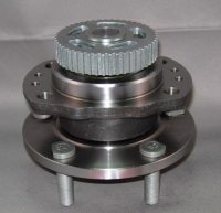 CHRYSLER WHEEL HUB